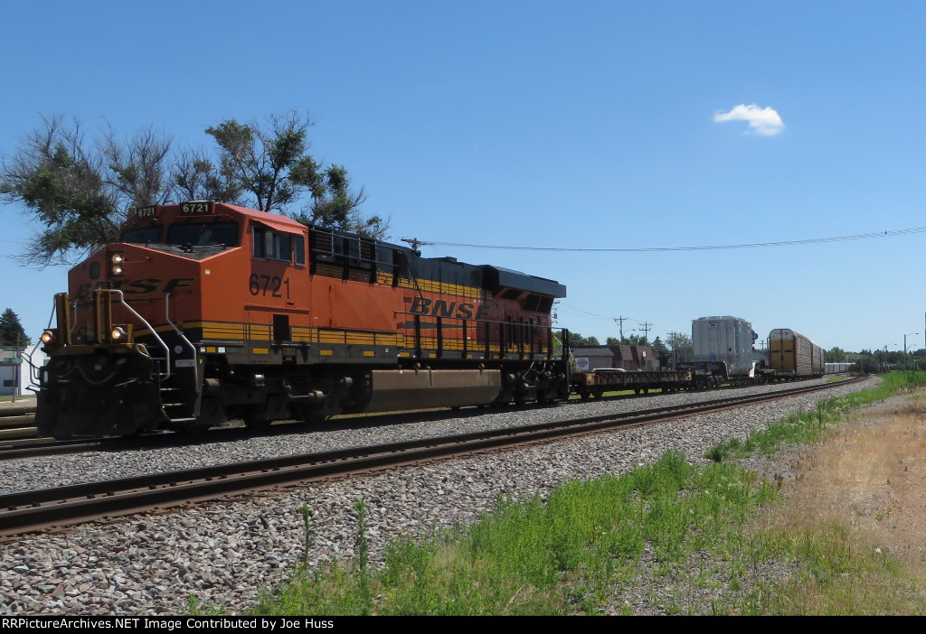 BNSF 6721 West